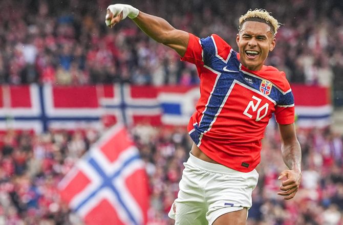 FIFA VM -VM-feberen raser i Norge: Der er fodbold overalt