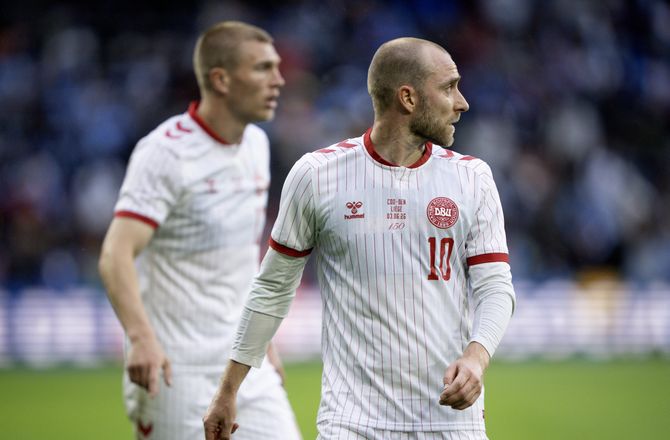 Danmark -Eriksen om milepælen: Absurd og surrealistisk