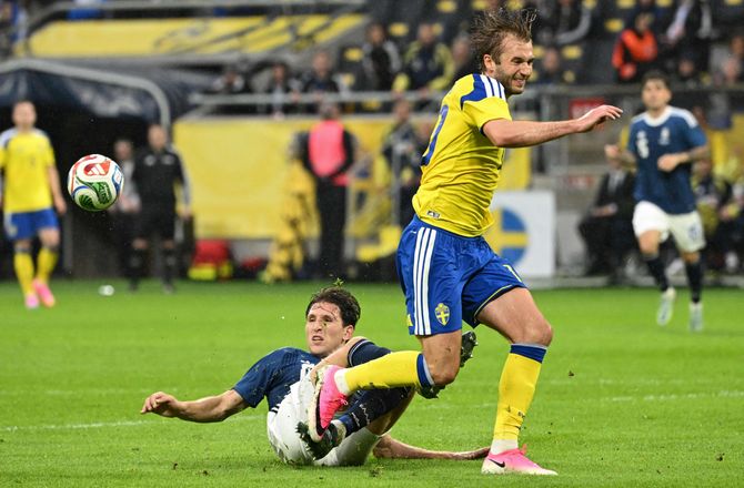 Venskabskampe -Flere svenskere i græsset: Nygren udgik inden VM