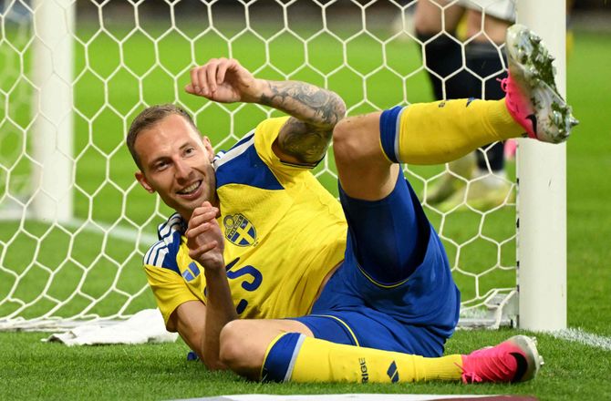Venskabskampe -Sverige dummede sig igen: Det var unødvendigt