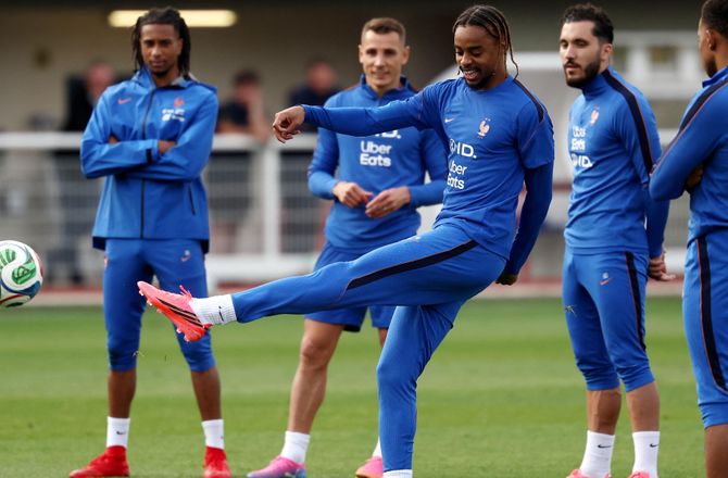 Ligue 1 -Avis: Forhandlinger mellem PSG og Barcola brudt sammen