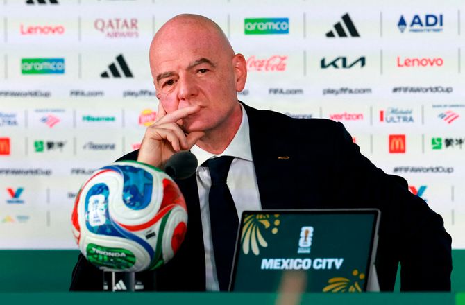 FIFA VM -Infantino fordømmer udtalelser om Mbappé