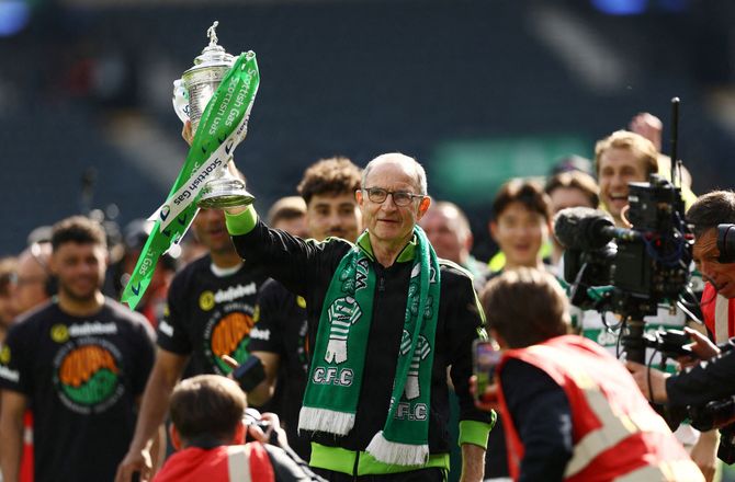 Premiership -Efter Høgh-køb: Celtic-manager forventer flere forstærkninger