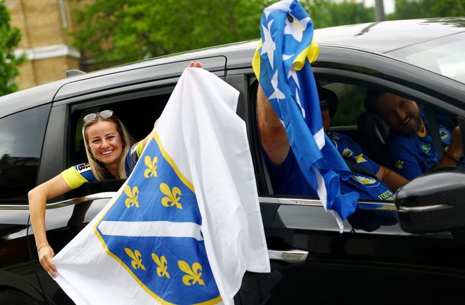 FIFA VM -VM-feber: Bosniske fans i march