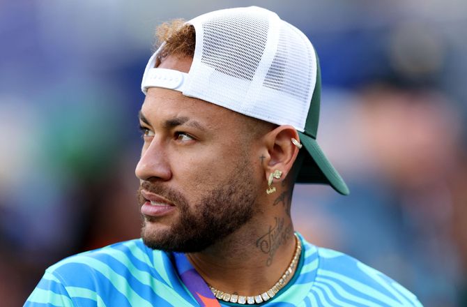 FIFA VM -Neymar gør fremskridt: Tilbage på træningsbanen