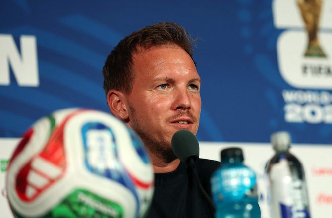 FIFA VM -Yngste mod ældste VM-træner: Nagelsmann hylder Advocaat