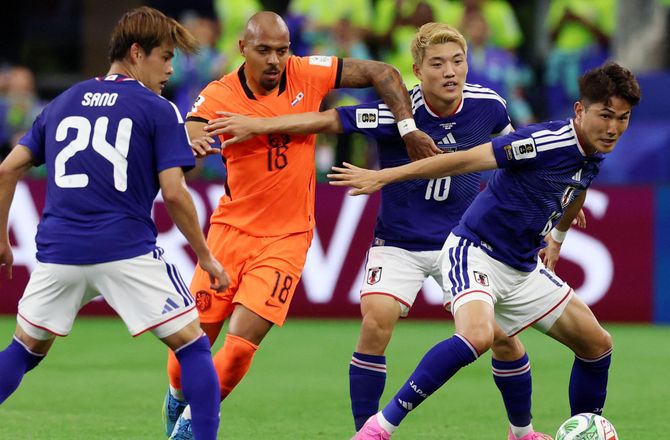 FIFA VM -LIVE: Holland presser på!