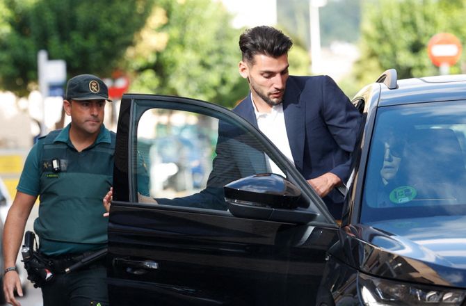 La Liga -Sevilla tager afstand efter Rafa Mir-dom