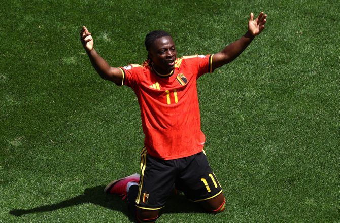 FIFA VM -LIVE: Stolpen redder Egypten