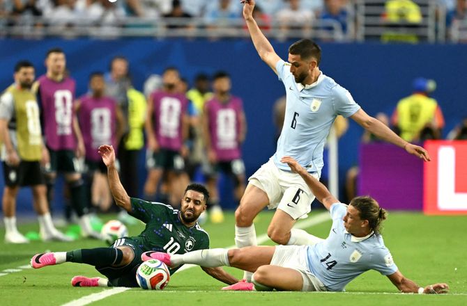 FIFA VM -SLUT: Saudi-Arabien - Uruguay minut for minut