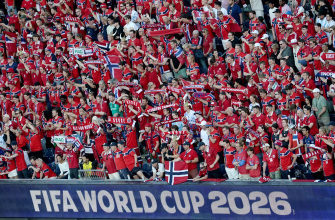 FIFA VM -VM-feber: Norske politikere i spøjs gestus
