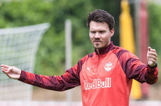 International -Salzburg køber profil hos ligarivaler