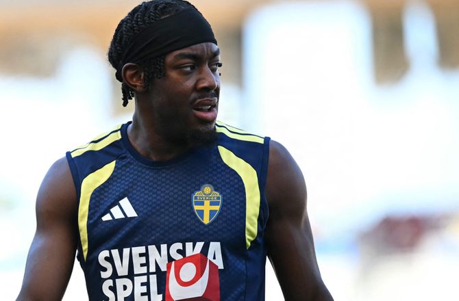 FIFA VM -Elanga roser Potter: Han har tillid til mig