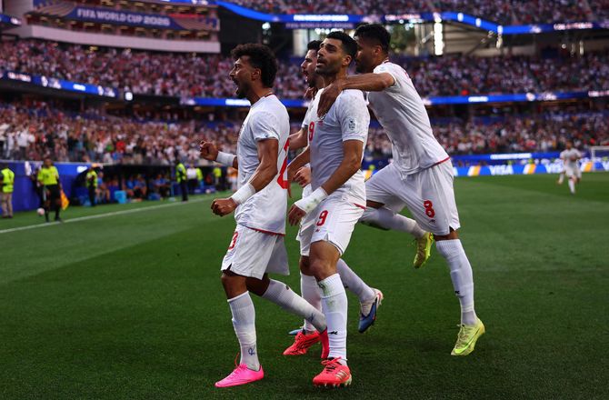 FIFA VM -Iran vil klage til FIFA over rejse-restriktioner