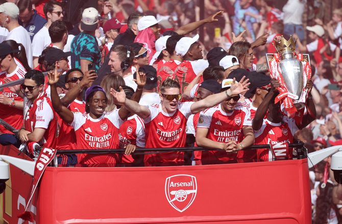 Premier League -Arsenal har Mertesacker-erstatning på plads