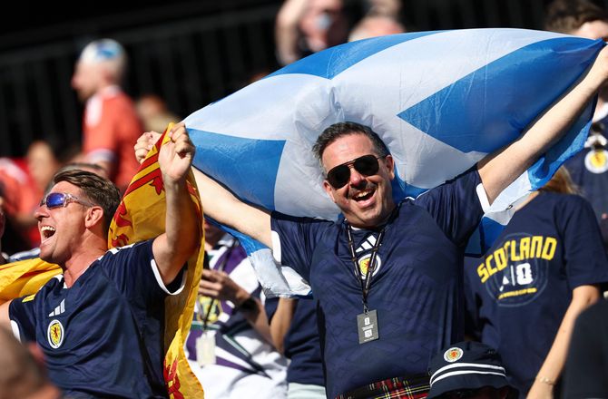 FIFA VM -VM-feber: Baseball-klub hylder skotske fans i åbent brev