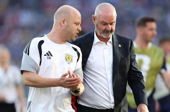 FIFA VM -Skotsk assistent: Truppen fortjener at gå videre