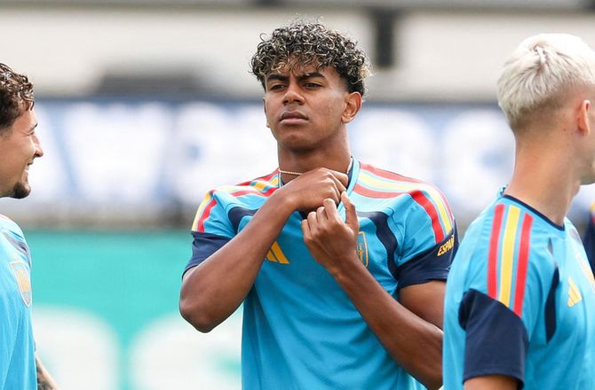 FIFA VM -Selvsikker Yamal opmuntrer nationen: Vi vil være sammen i finalen