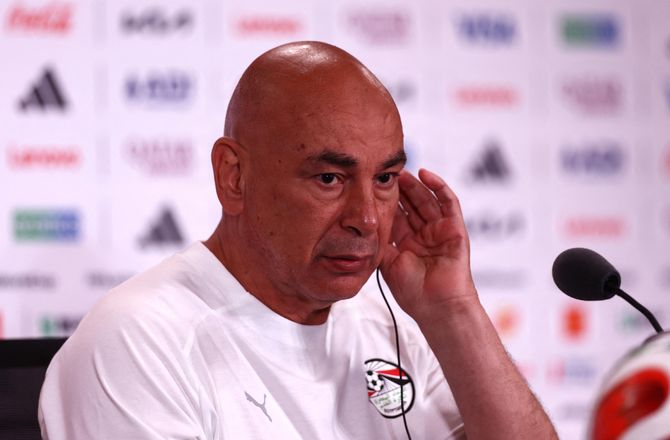 FIFA VM -Landstræner afviser Salah-konflikt