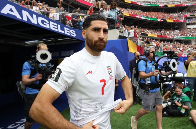 FIFA VM -Buhede ad nationalmelodi: Iran-anfører respekterer alle