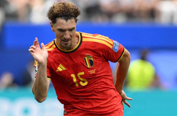 Premier League -Hull meldes i dialog med Thomas Meunier