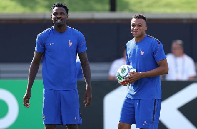 FIFA VM -Bekræftet: Thuram misser Sverige-kamp