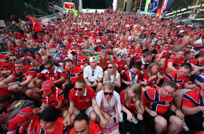 FIFA VM -Se her: Nordmænd overtager Times Square