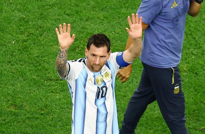 FIFA VM -VM-feber: Klose lykønsker Messi