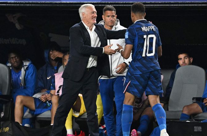 FIFA VM -Fransk landstræner: Mbappé kan slå Messis VM-rekord