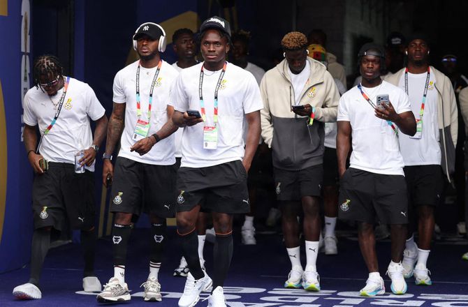 FIFA VM -England skifter to - Partey starter efter indrejseforbud