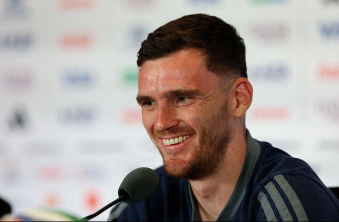 Premier League -Robertson dropper sit vante nummer