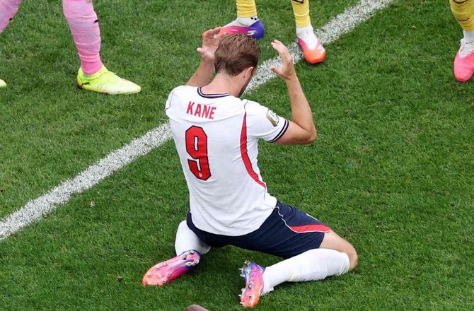 FIFA VM -VM-feber: Blev Kane forbandet af en heksedoktor?