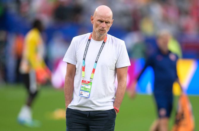 FIFA VM -VM-feber: Ståle giver kameraerne en omgang