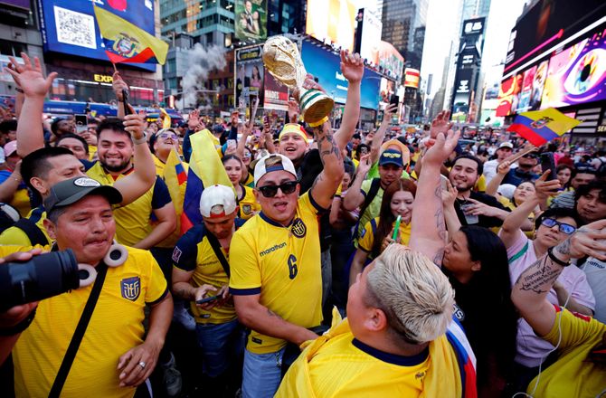 FIFA VM -Ecuador erklærer helligdag efter sejr over Tyskland
