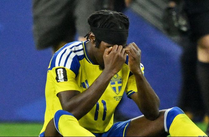 FIFA VM -Elanga i bizar episode: Vidste ikke Sverige gik videre