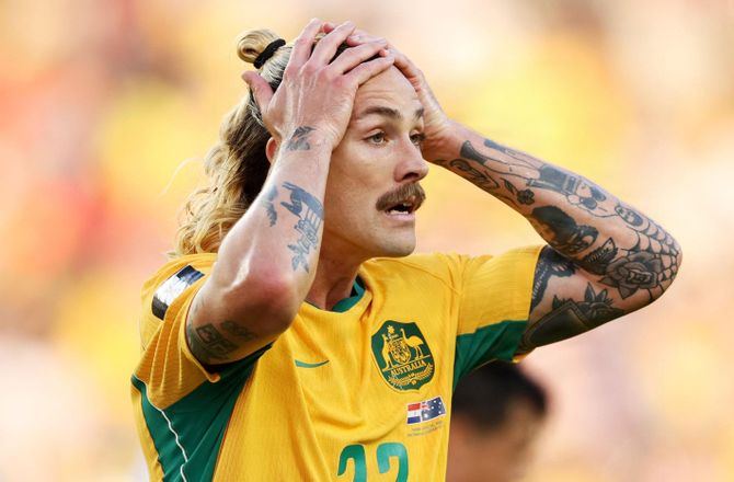 FIFA VM -Australien er videre - Paraguay må vente