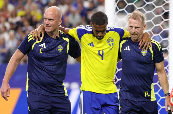 FIFA VM -Svensk VM-forsvarer er blevet opereret