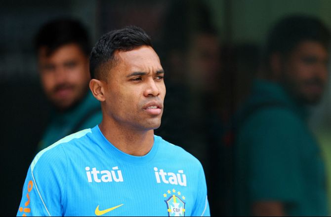 Serie A -Alex Sandro forlænger i Brasilien
