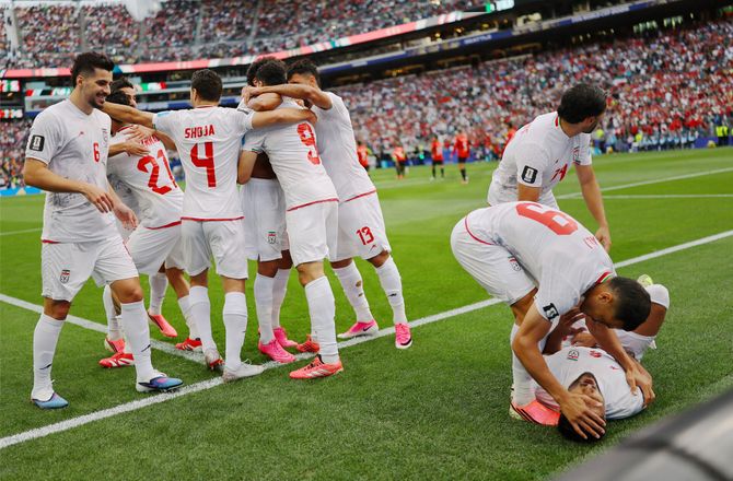 FIFA VM -Iran håner USA efter VM-exit: Hele verden danser