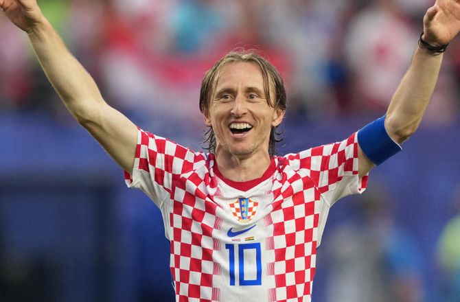 FIFA VM -Modric afviser dialog om Real-comeback: Mourinho har ikke ringet