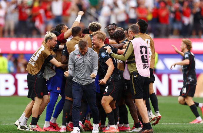 FIFA VM -Sen forløsning: Canada sendte Sydafrika ud i VM-mørket
