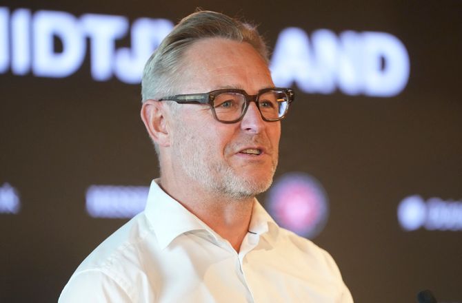 3F Superliga -Steinlein bekræfter købsoption på Hong