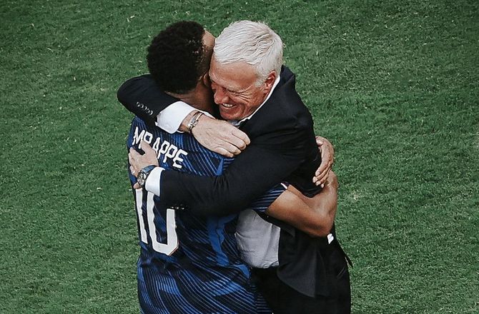 FIFA VM -Deschamps hylder Mbappé: Hans gestus rørte mig