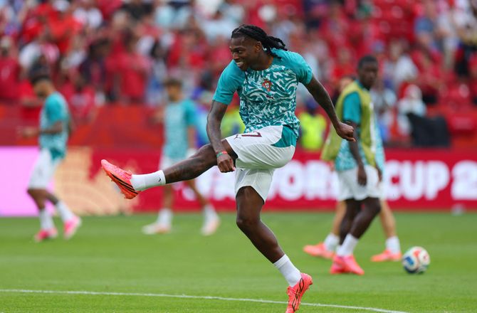 Serie A -Rafael Leao meldes på plads i Galatasaray