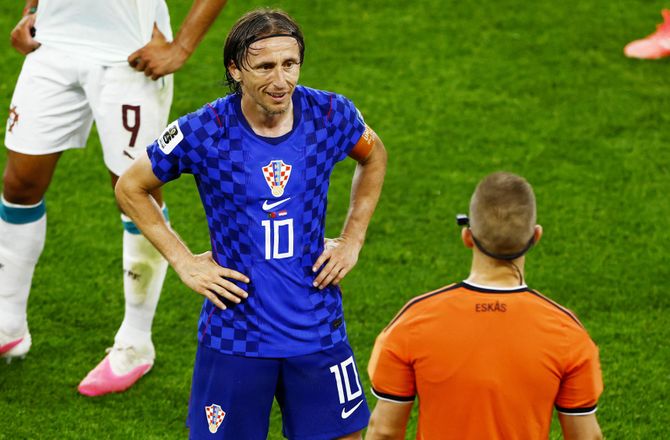 FIFA VM -Irriteret Modric: VAR går altid imod os