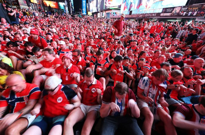 FIFA VM -VM-feber: Nordmænd indtager Times Square igen