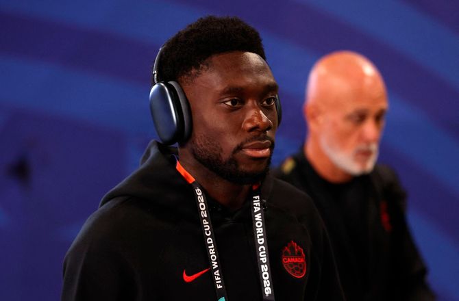 FIFA VM -Ingen Davies - Canada skifter tre mod Marokko