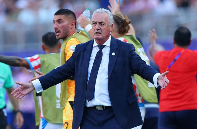 Paraguay -Paraguay forlænger med landstræneren