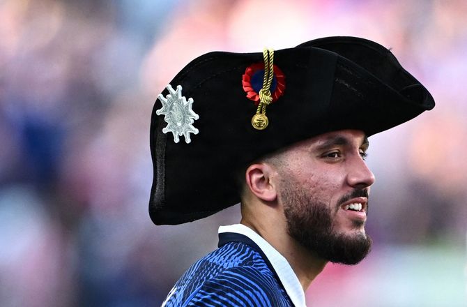 FIFA VM -Uforstående Cherki: 30 frispark - nul kort?