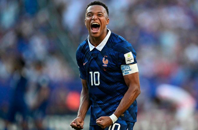 FIFA VM -Irriteret Descamps: Mbappé er ingen diktator